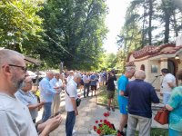 И в Кюстендил почетоха паметта на легендите на българския футбол Георги Аспарухов-Гунди и Никола Котков