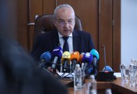 Гълъб Донев: Няма да отнемаме права и няма да намаляваме доходи