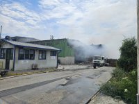 Няма замърсяване на въздуха в София след големия пожар в завод за преработка на пластмаса