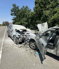 Тежка катастрофа затвори главния път Бургас-Малко Търново