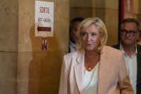 Апелативният съд намали присъдата на Марин Льо Пен, но потвърди вината ѝ