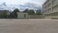Достъпът до училищни дворове: Обмислят затягане на режима на ползване извън учебно време