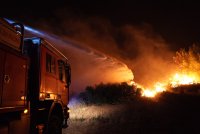 Жеги и пожари в Западна Европа: Броят на евакуираните във Франция достигна 12 000