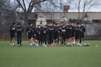 Славия подкрепи борбата срещу войната по пътищата