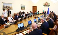 Близо 9 млн. евро се отпускат за строежи и разширение на училища, детски градини, спортна инфраструктура и ремонт на студентски общежития