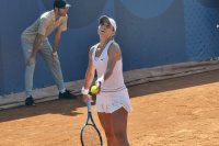 Виктория Томова приключи участието си в Атина след поражение от Барбора Крейчикова