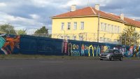 Община Харманли иска гаранции, че няма да се увеличава капацитетът на бежанския център