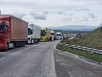 Задържаха шофьор на тир с над 3 промила алкохол край ГКПП "Лесово"