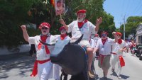 В памет на Хемингуей: Разходка с бикове и състезание за прилика