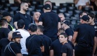 Скандирания "Оставка&ldquo; съпътстваха Венци Стефанов преди равенството между Славия и Локомотив София