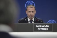 УЕФА поздрави Инфантино, но свали доверието си от ФИФА