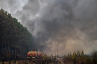 Надпревара с времето: Пожарите във Франция и Испания не стихват