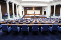Управляващи и опозиция с обвинения за Националната детска болница