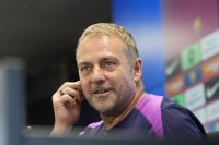 Ханзи Флик чака развръзката с Феран Торес, преди Барселона да привлече нов нападател