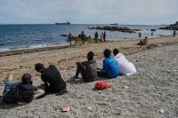 След мигрантския щурм в Сеута: Не е ясен броят на хората в неизвестност