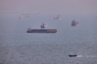 Иран и Оман са близо до споразумение за нов временен маршрут през Ормузкия проток