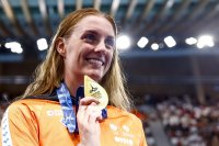 Марит Стеенберген спечели златото на 100 м свободен стил с нов рекорд на шампионатите на еврошампионата по плуване