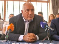 Бойко Борисов: Трябва да развиваме военната си индустрия, в момента това не се прави