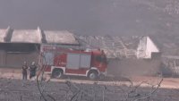 Пожар близо до Атина: Полицията евакуира хора от района на Куварас