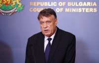 Заради агресията в училище: МОН търси по-тясно партньорство със семействата