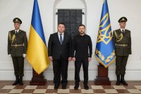Зеленски прие акредитивните писма на новия български посланик в Украйна