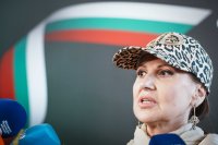 Илиана Раева: Колко още успехи трябва да постигнем, за да ни построят зала?