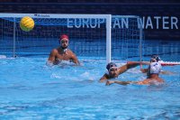 България остана 14-а на европейското по водна топка след поражение от Румъния