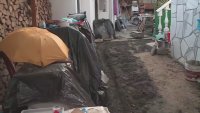 След наводнението в Родопите: Продължава разчистването на щетите в Батак