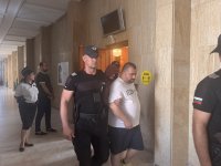 Оставиха в ареста двамата мъже, готвили трафик на дрога с подводен дрон