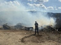 Пожар изпепели 50 декара сухи треви в индустриална зона в Асеновград