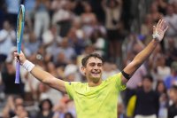 Мариано Навоне елиминира болен Новак Джокович от US Open в драматичен петсетов мач