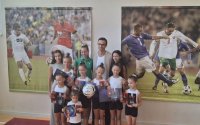 Преди актьорския си дебют Димитър Бербатов се срещна с ученици в родния Благоевград