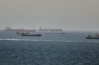 Експлозии в Персийския залив: Американската армия унищожи три ирански петролни танкера