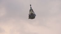 Военни дронове доставят помощи в Непал: Храна, вода и лекарства за откъснатите от света райони