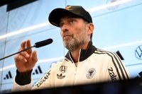 Юрген Клоп избра 44 футболисти за първия си състав начело на Германия