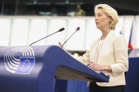 Урсула фон дер Лайен: Ще организираме Регионална среща на върха за свързаност с министър-председателя на България