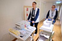 Швеция избира нов парламент: Ще има ли крайнодесни министри в правителството?