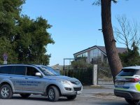 Община Приморско и полиция проверяват за нарушения строеж край Аркутино