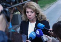 Илияна Йотова: Ще подпиша указа за освобождаването на посланика в Обединените арабски емирства