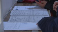 Над половин милион българи получават по 50 евро от 1 октомври заради цените на горивата