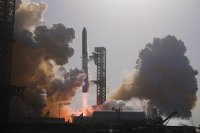 Космическа мисия: Мегаракетата &bdquo;Старшип&ldquo; достигна околоземна орбита за първи път