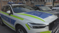 Гонка между полицейска кола и велосипедист в Бургас: Няма пострадали, щетите са материални