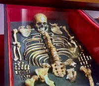 НА ЖИВО - ИСТОРИЧЕСКИ ДЕН: Гърция ни предаде тленните останки на цар Самуил
