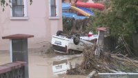 Без ток и вода и без виновни: Как живеят хората в "Елените" година след потопа?