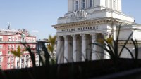 Президентът свиква КСНС, опозицията пита кой стои зад атаките с дронове (ОБЗОР)
