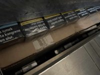 Служители на агенция &bdquo;Митници&ldquo; задържаха голямо количество нелегални цигари в района на граничен преход Кулата