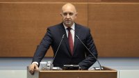 Румен Радев: &bdquo;Лукойл&ldquo; е осигурен със суровина до средата на декември, място за паника няма