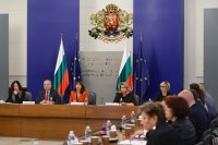 Тристранката обсъжда нови правила за минималната работна заплата и промени в пенсионното осигуряване