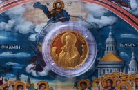 Опашки пред БНБ: Първа златна колекционерска моента в евро