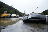 Най-малко пет жертви на наводненията в Турция и Гърция (ГАЛЕРИЯ)